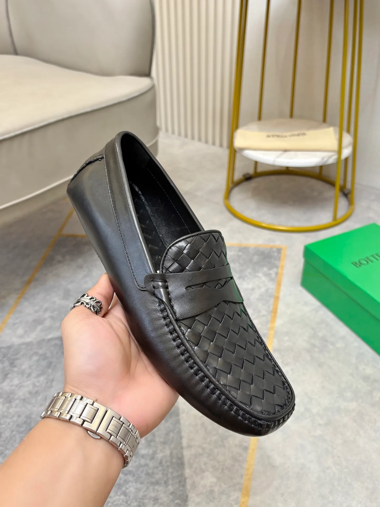 P420💰 (Niu Li + Niu Pad) [BV] The latest hot style‼ ️Casual men's shoes, uppers imported first-layer cowhide ➕Full imported cowhide lining✔️Exquisite workmanship, excellent foot feel, special rubber soles✔️, cool and fashionable, the latest fashion, fashionable outsole, hurry up.  Code number: 38-44 (can be customized to 37.45, non-refundable)